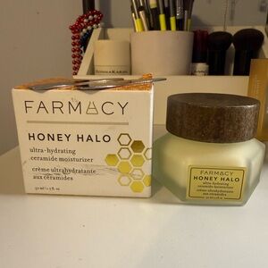 Farmacy Honey Halo Cream with Wooden Lid